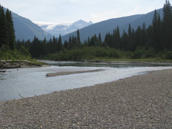 Canoe Tour Bowron Lakes river between lakes